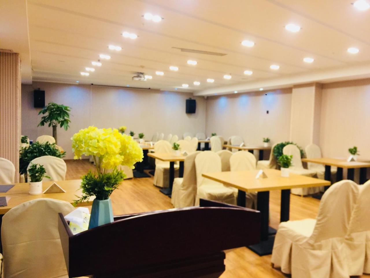 Jinjiang Metropolo Hotel Nanjing Jiangjun Dadao Hehai University Branch Extérieur photo